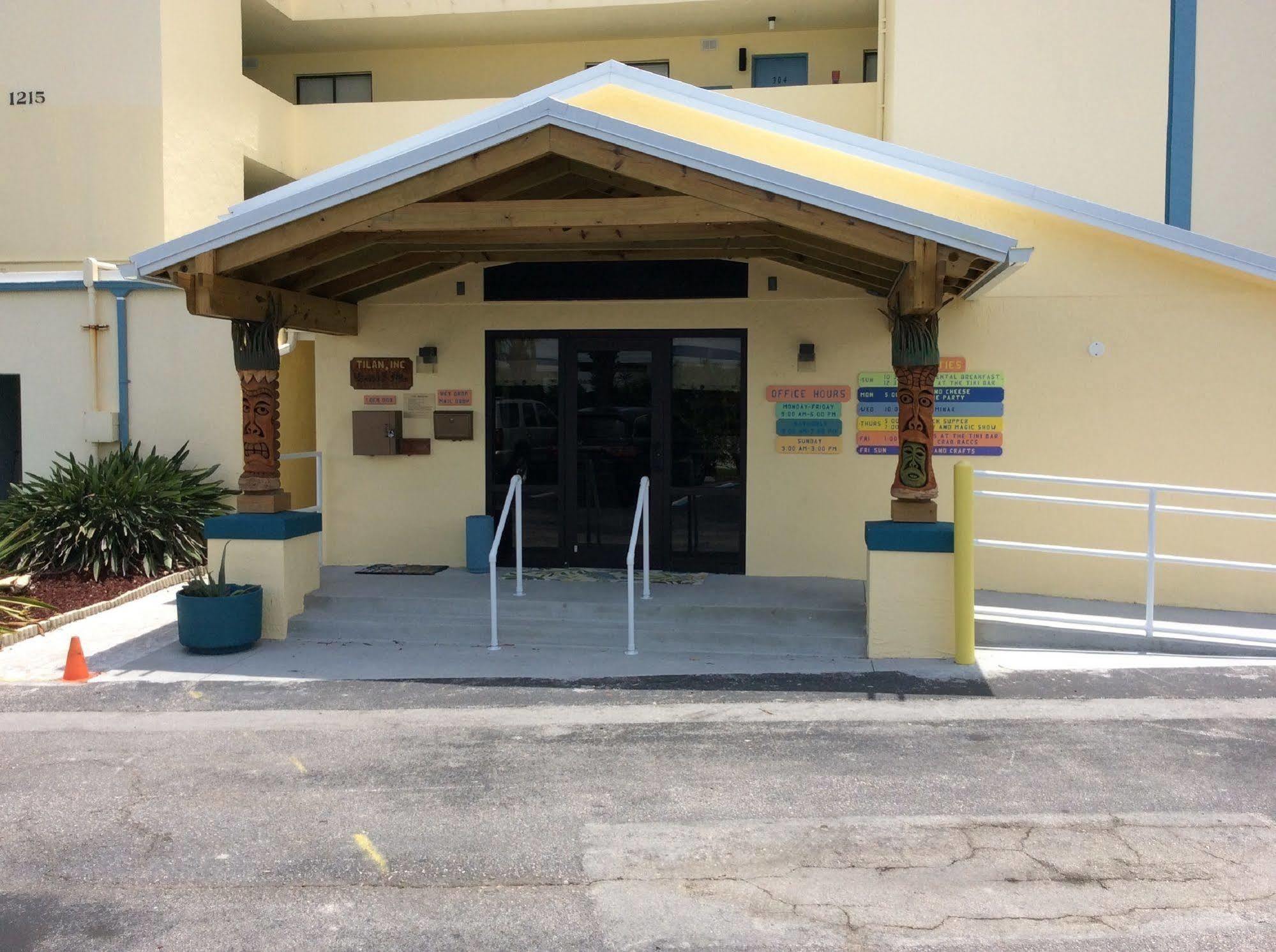 Las Olas Beach Club Satellite Beach Bagian luar foto